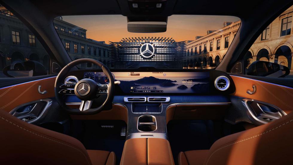 Η νέα ηλεκτρική Mercedes GLC λανσάρει ταμπλό που είναι όλο οθόνη!
